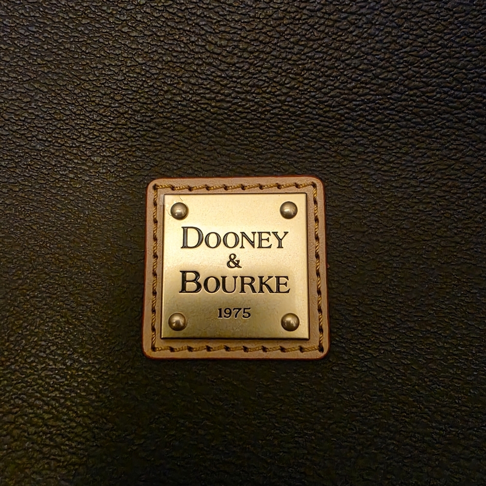 Dooney & Bourke Eva Leisure Shopper Tote - Picture 10 of 12